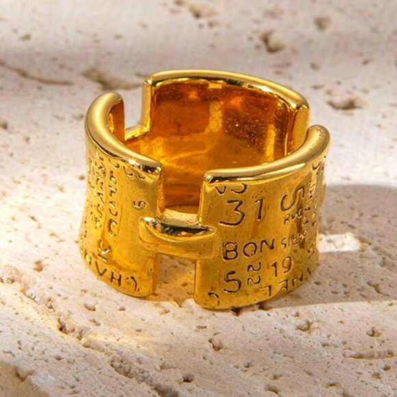 Sundance Jewelry - Celine Ancient Siren Ring Size 5.5